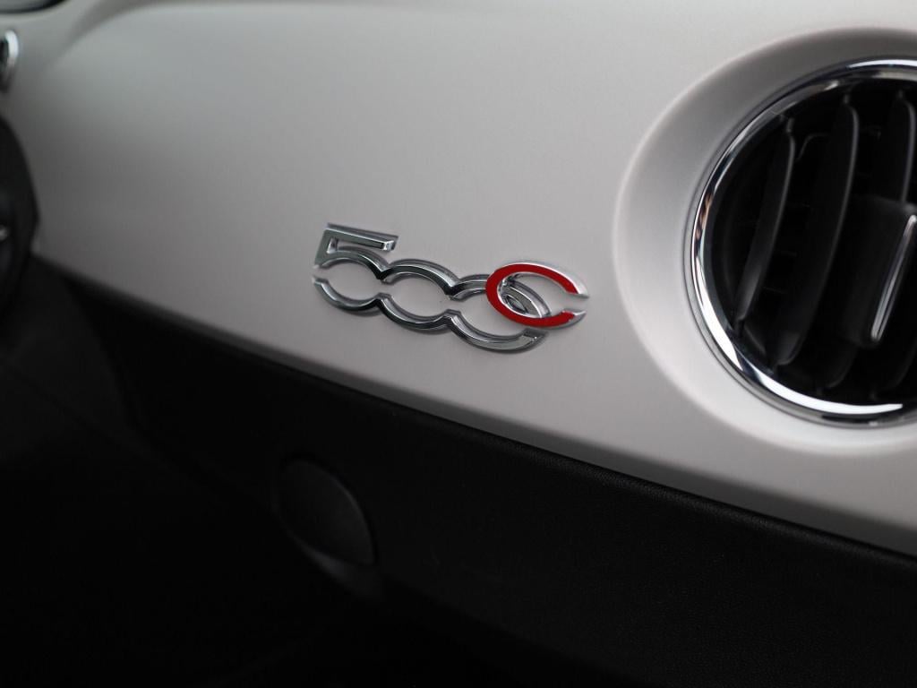 Fiat 500 C 1.0 hybrid star | cabrio | parkeer sensoren | navigatie | half l