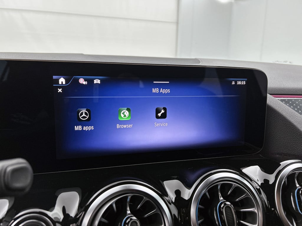 Mercedes-Benz Eqa 250+ business solution 71 kwh | parkeerpakket met achteru