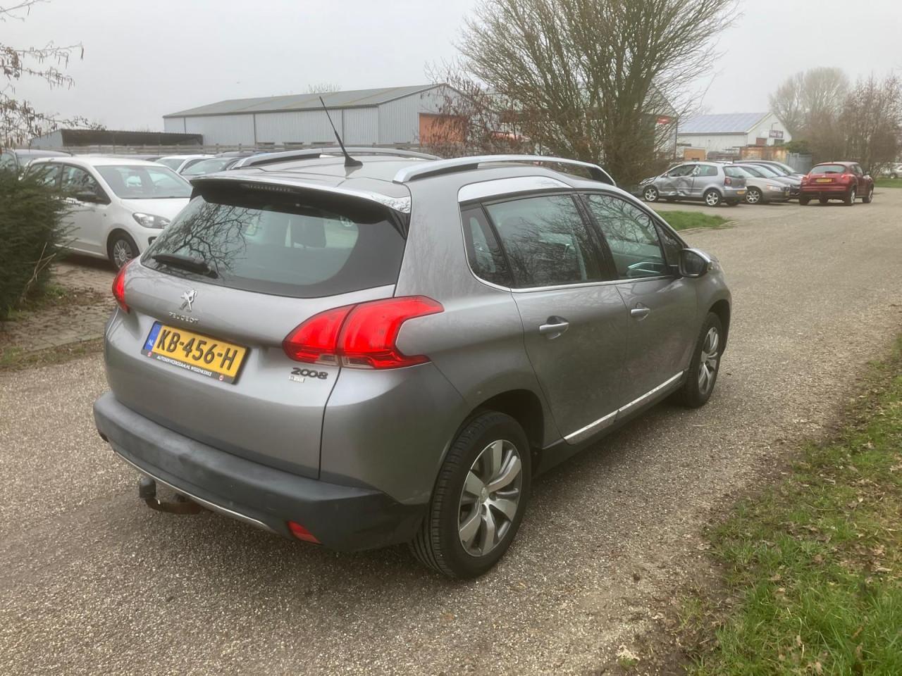 Peugeot 2008 1.2 Automaat