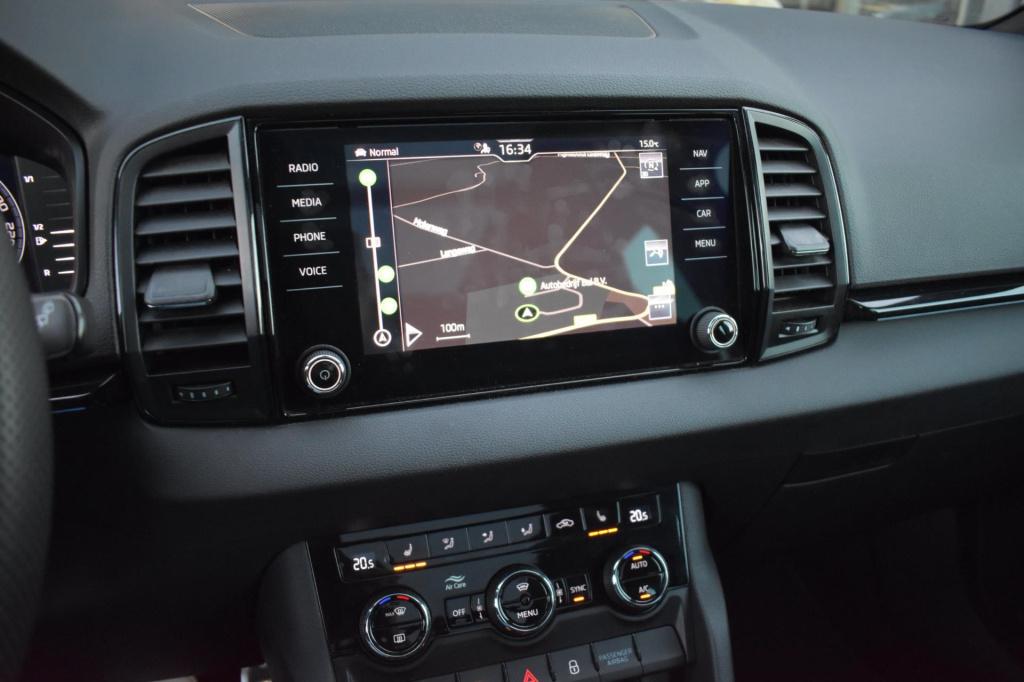 Skoda Karoq 1.5 tsi act sportline mj21 | trekhaak | pano | apple carplay | 