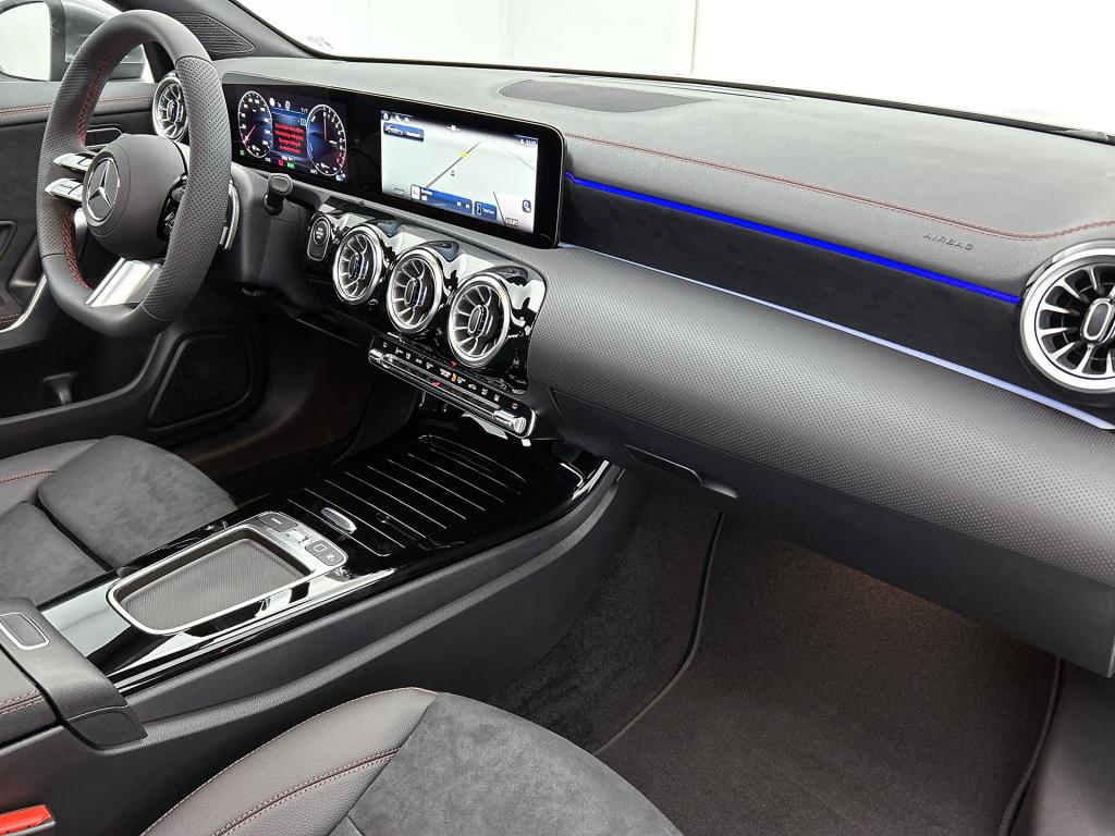 Mercedes-Benz Cla 250 e business solution amg | smartphone integratie | pan