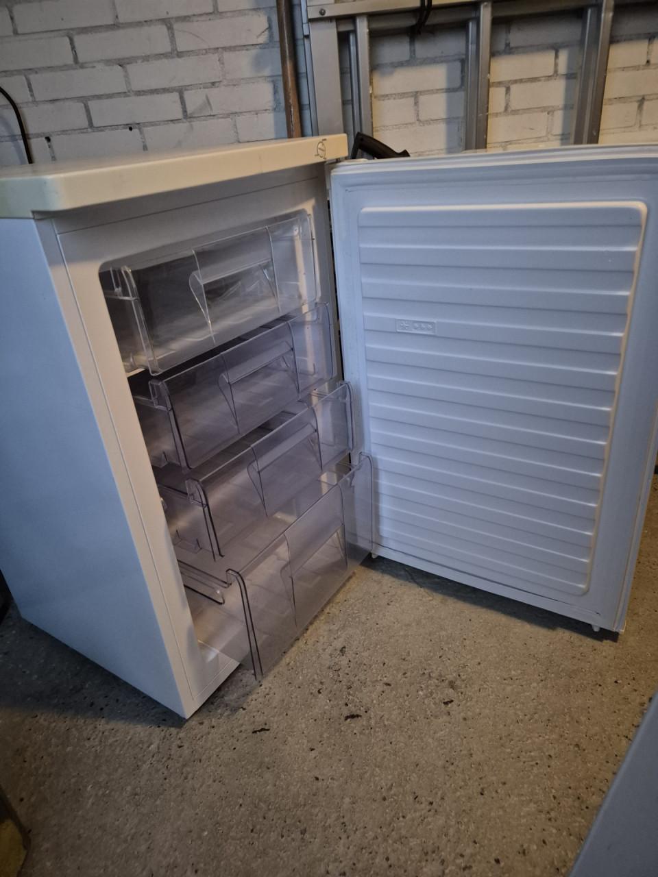 Te Koop whirlpool diepvries