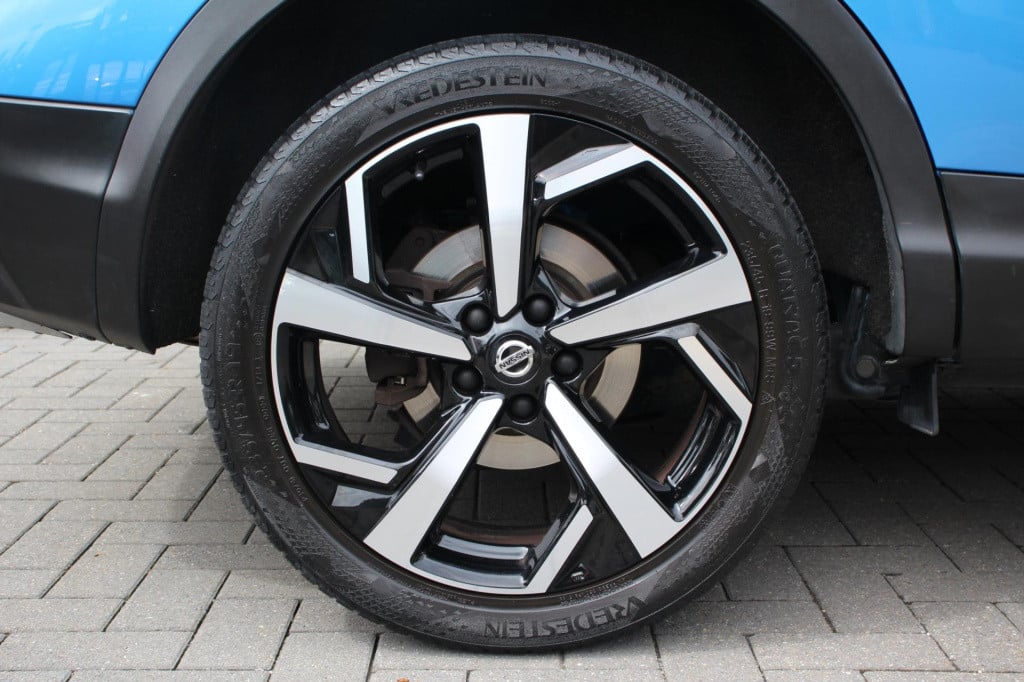 Nissan Qashqai 1.6 tekna + - pano - leder - bose - trekhaak - dab - led - s