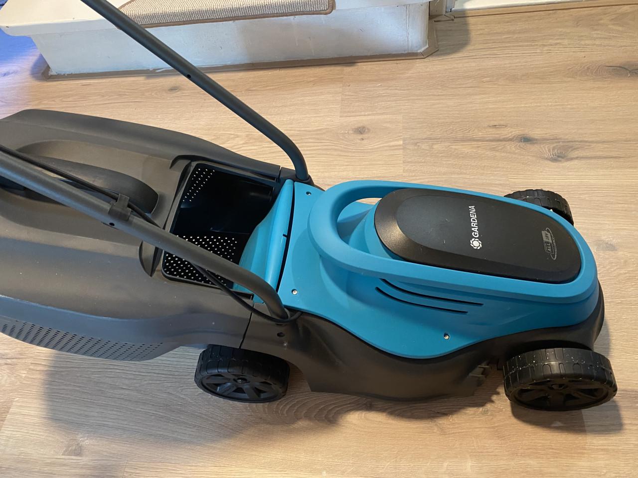 Grasmaaier Gardena Powermax 30/18V