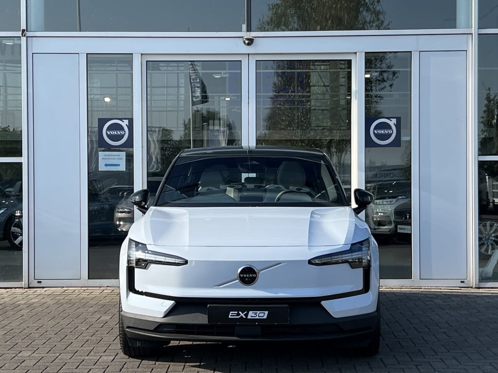 Volvo Ex30 extended range plus