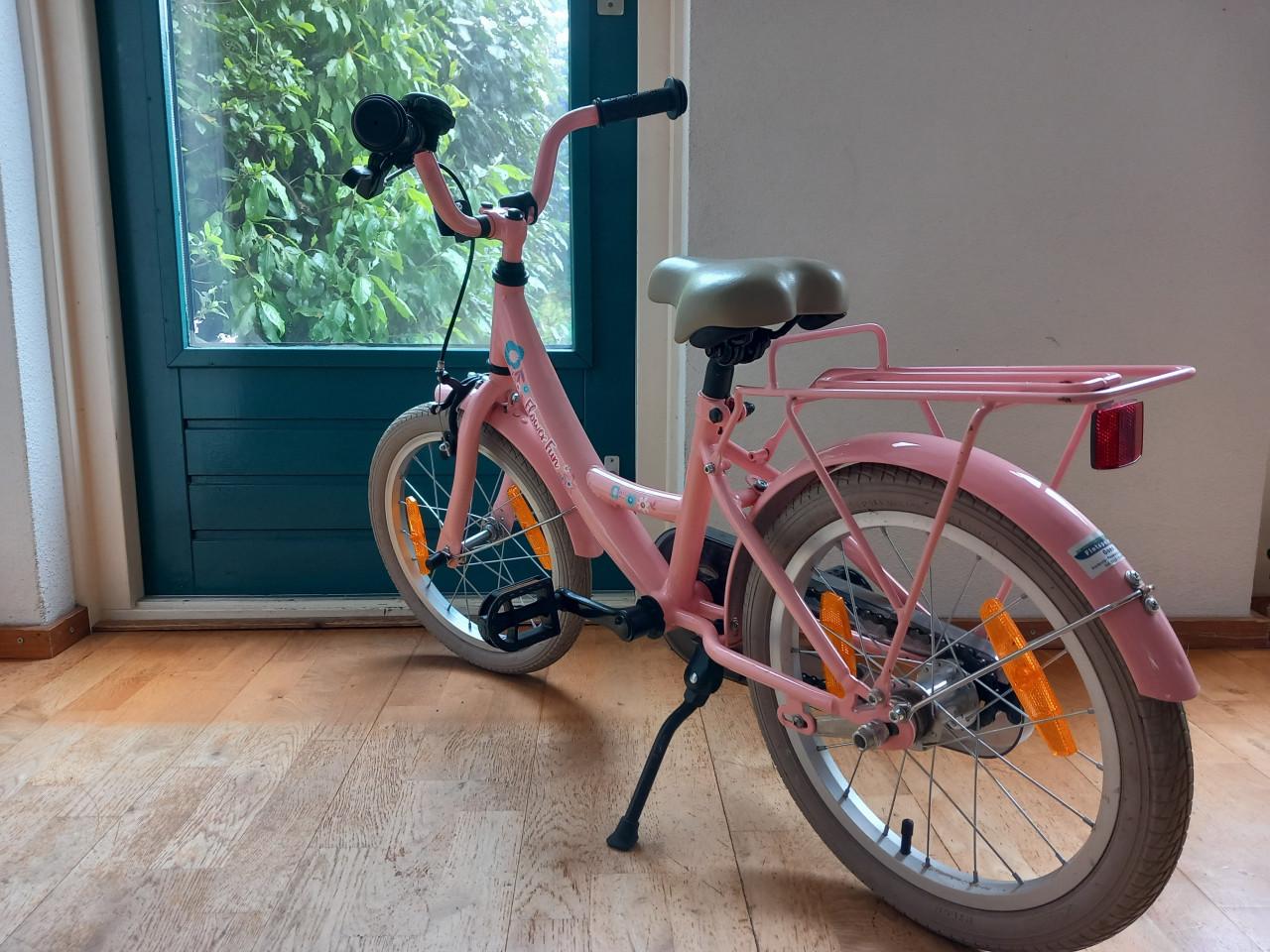Nette meisjesfiets 16 inch
