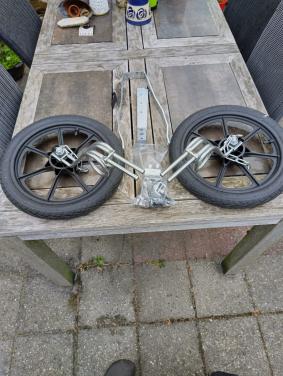 Z.g.a.n. set Swinging wheels