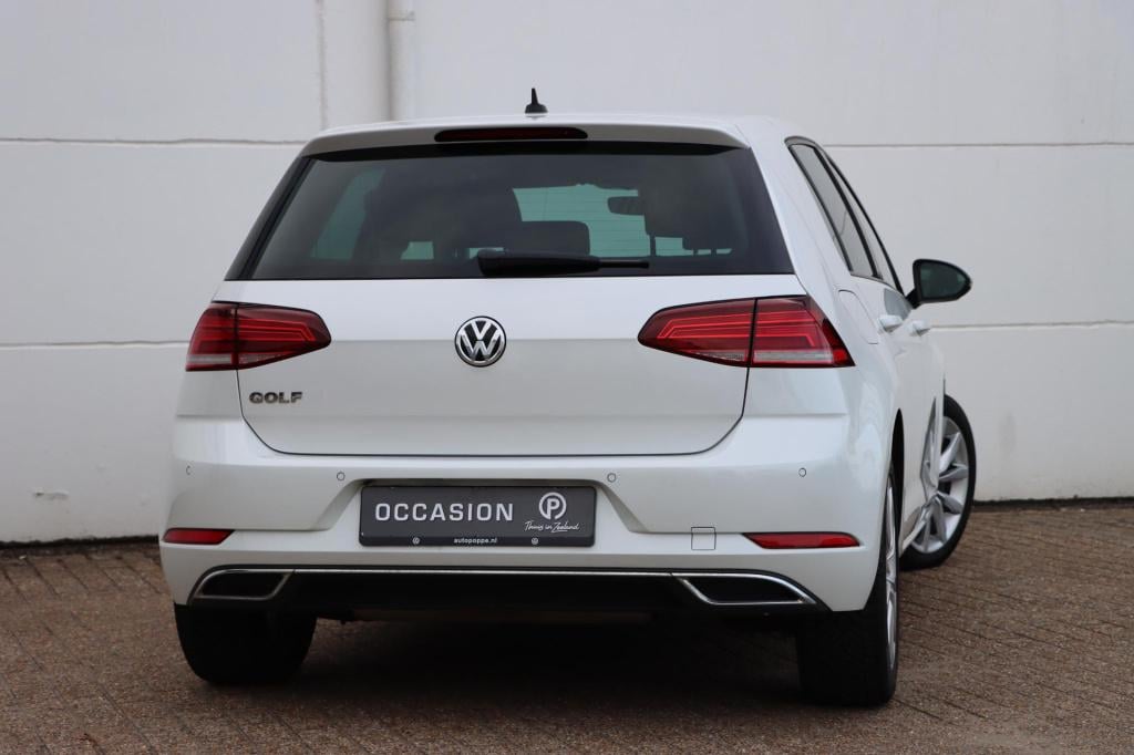 Volkswagen Golf 1.0 tsi highline 115pk dsg7
