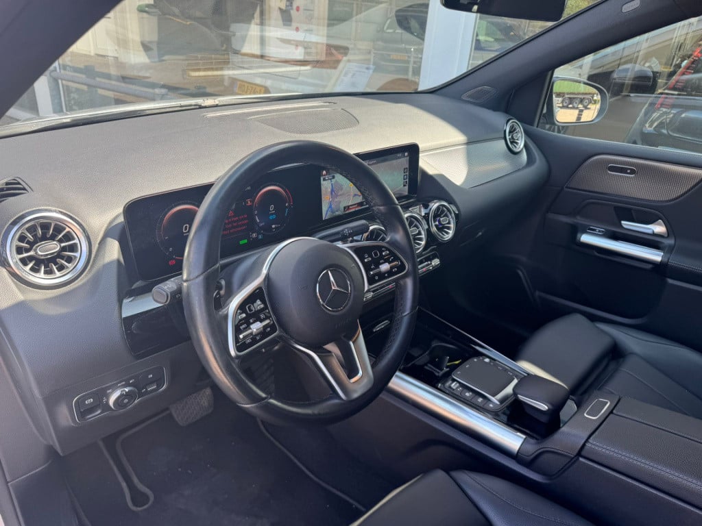 Mercedes-Benz B-Klasse 250 e business solution luxury limited