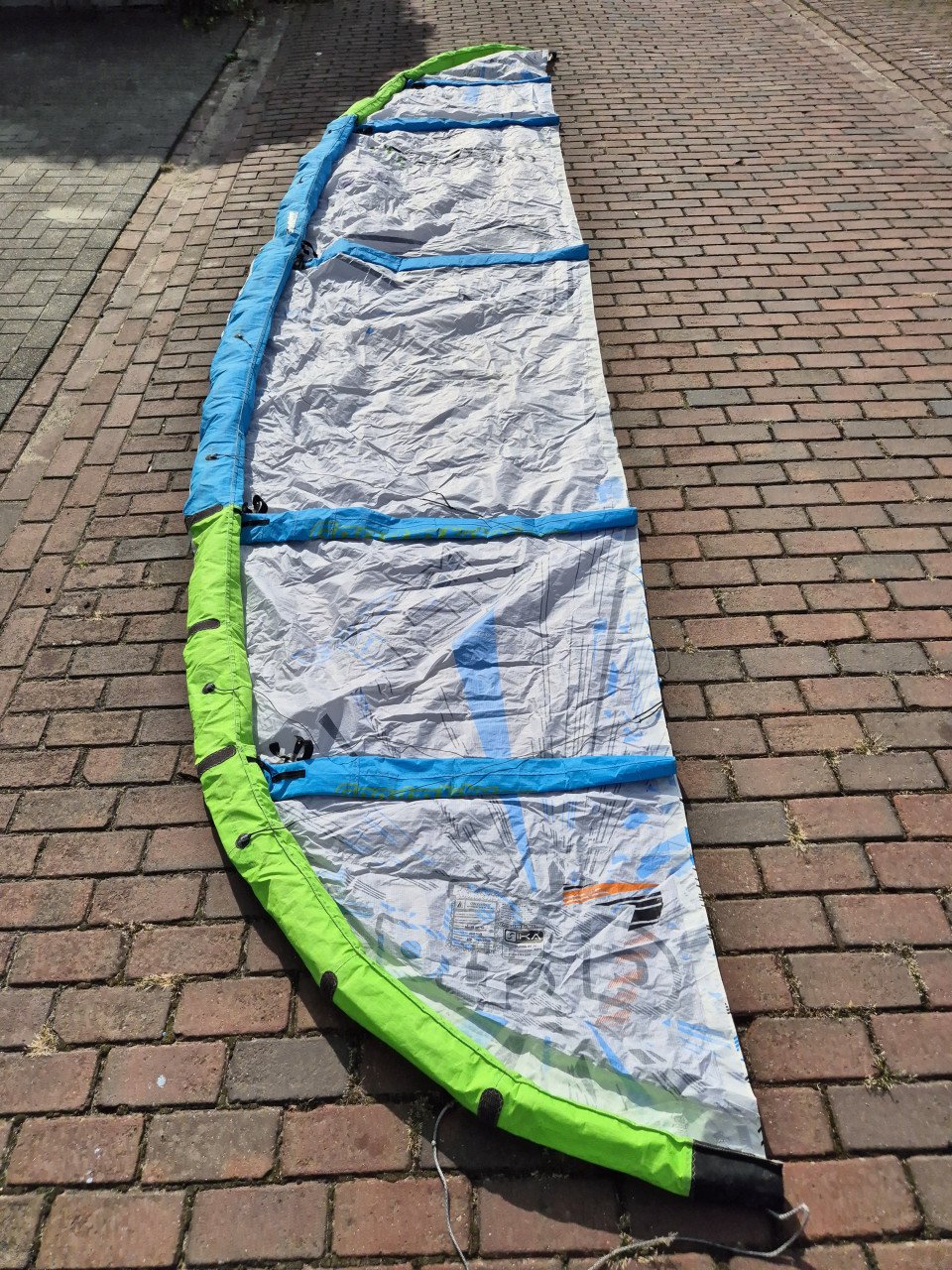 3x Gaastra kite (7/ 9/ 11 m2) + GA bar