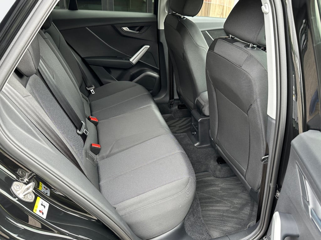 Audi Q2 35 tfsi 150pk s-tronic s-line | virtual cockpit | navigatie | extra