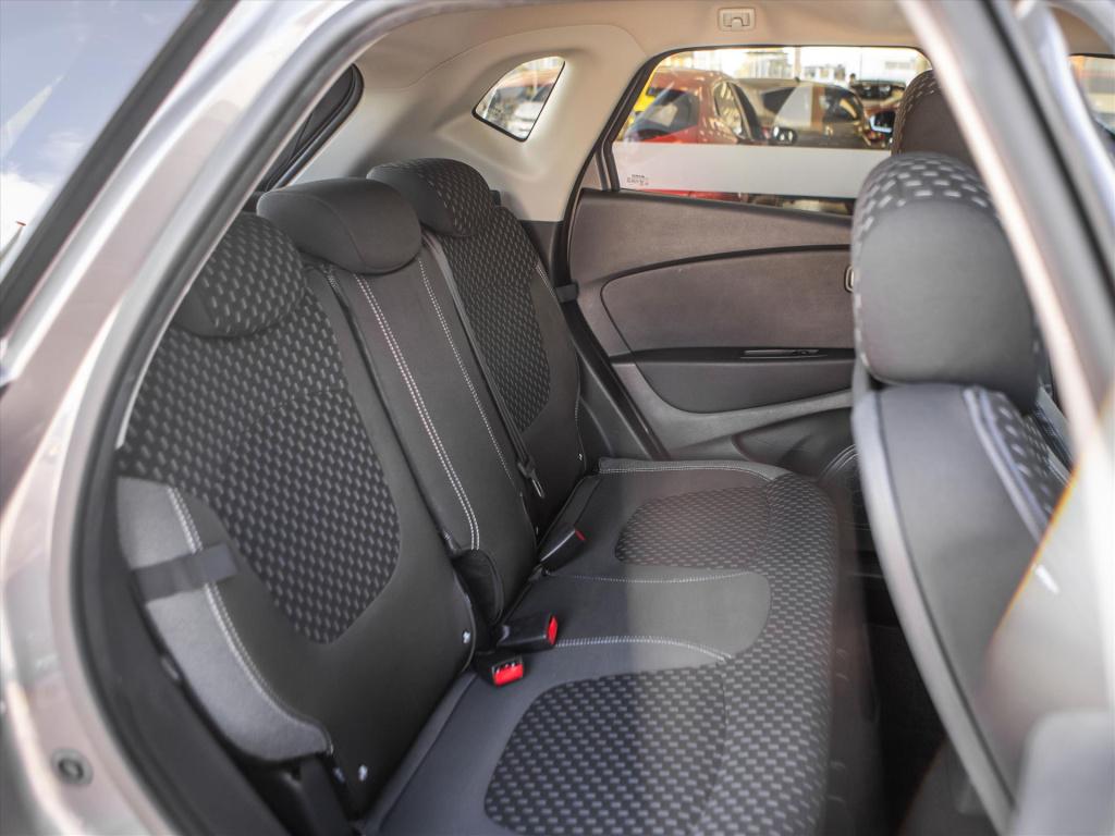 Renault Captur tce 150 intens automaat | trekhaak | pano dak | camera | par