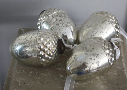 Set van 4 grote eikelhangers zilverglas