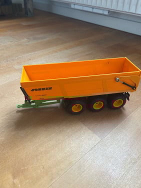 Siku Joskin kiepwagen 1:32
