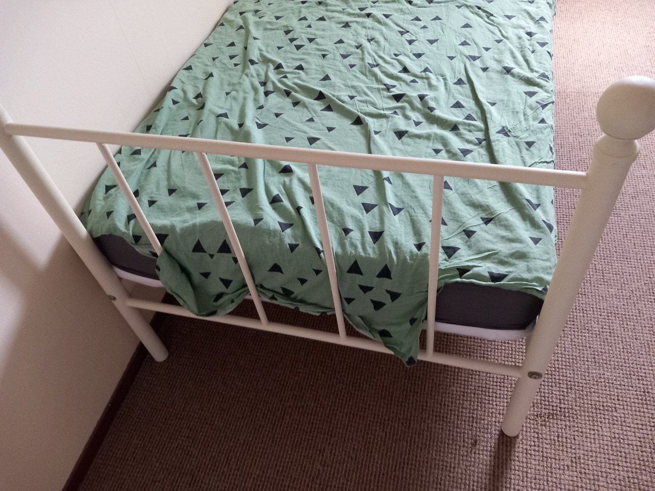 Kinderbed / logeerbed