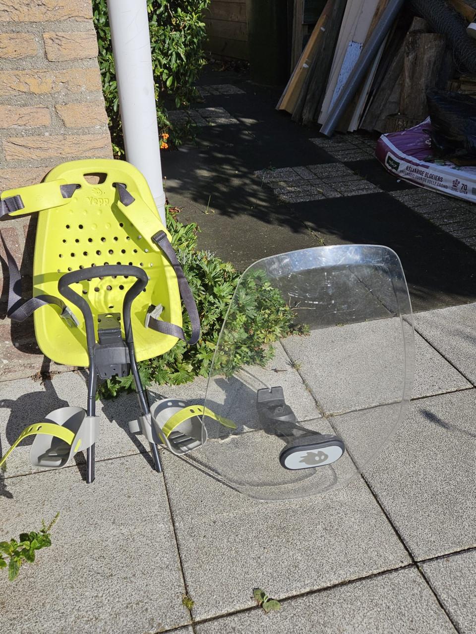 Fietsstoel thule incl. Windscherm