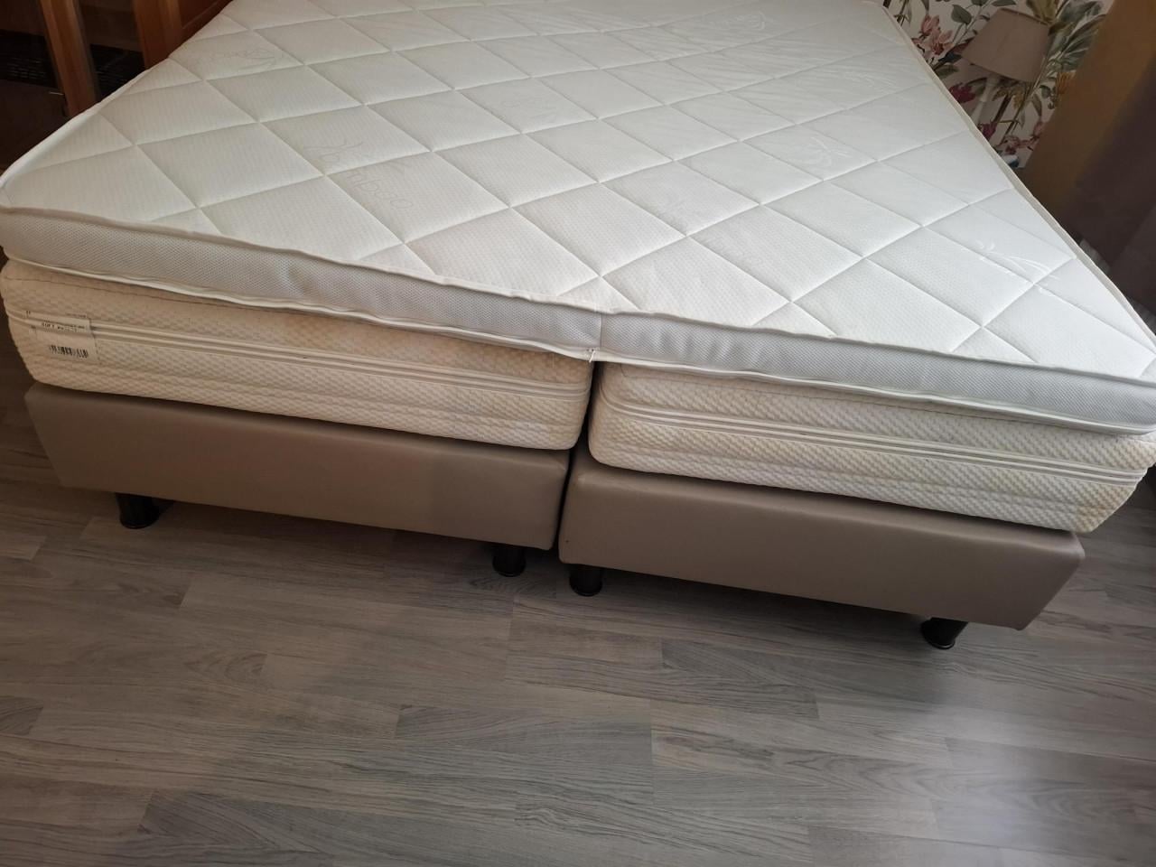 Boxspring bed 180 cm x 200 cm