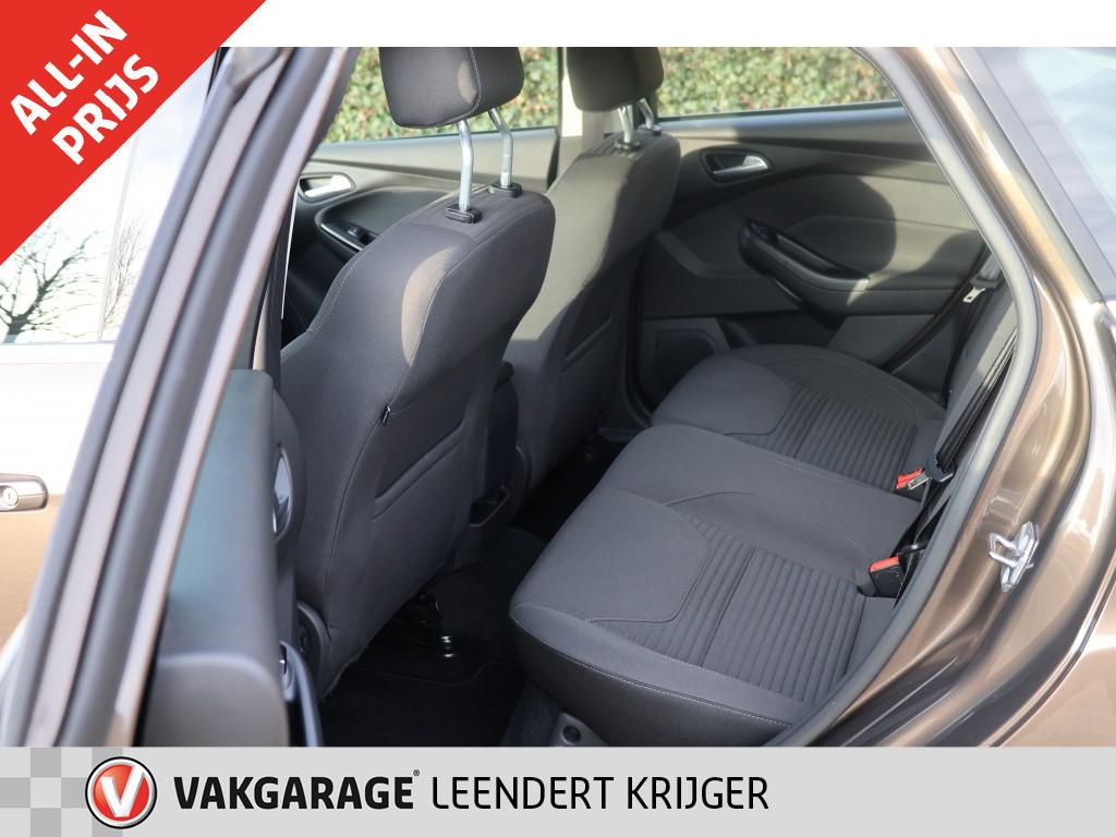 Ford Focus 1.0 titanium rijklaarprijs|bovaggarantie|trekhaak