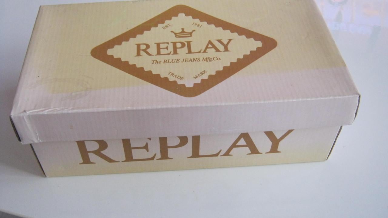 NIEUW REPLAY INSTAPPERS MAAT 37 VOOR 15 EURO