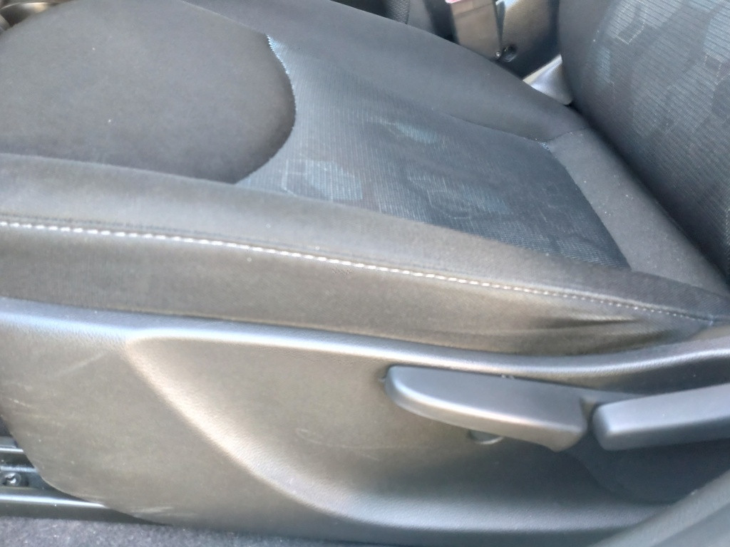 Opel Karl 1.0 rocks online edition