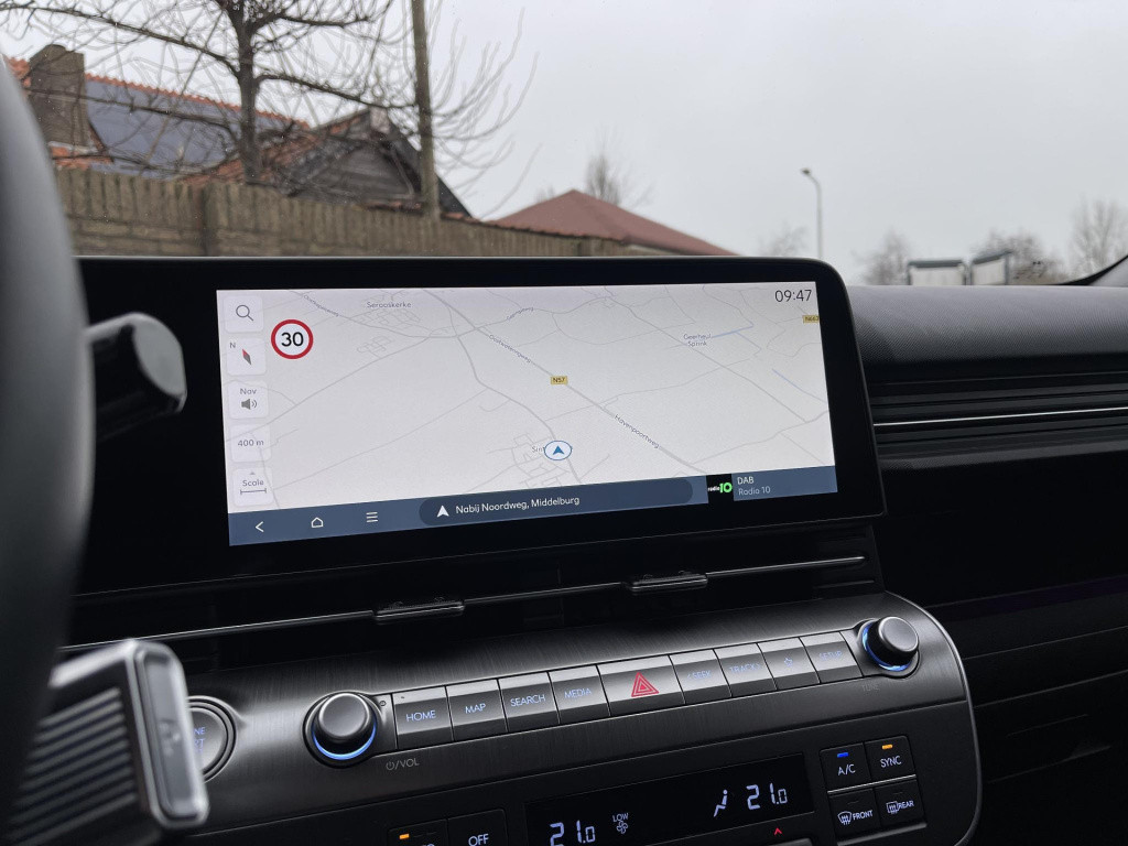 Hyundai Kona 1.6 gdi hev comfort smart | elek. achterklep | stuur- + stoelv