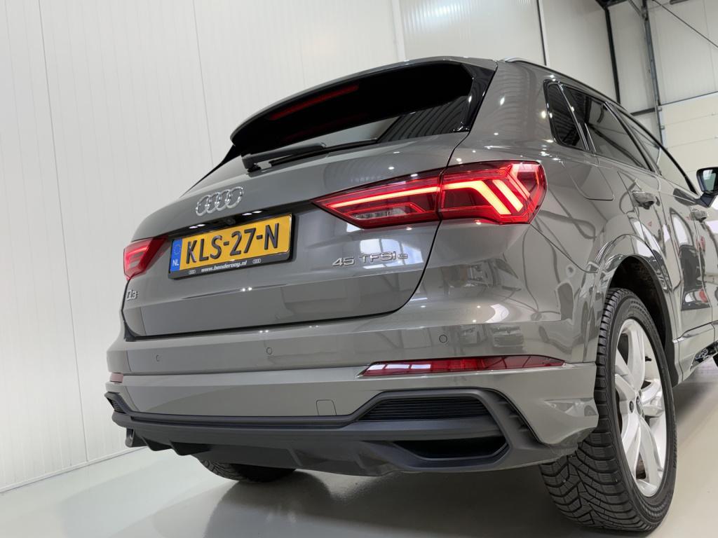 Audi Q3 45 tfsi e hybrid 245pk s edition s-line | keyless | camera