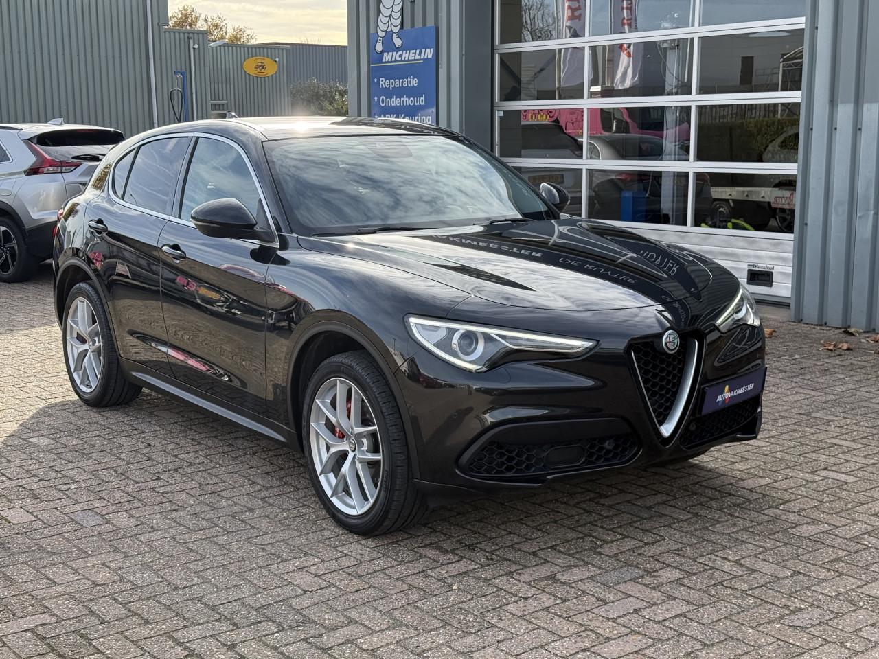 Alfa Romeo Stelvio - 2.0 T AWD 280PK | Pano | Memory