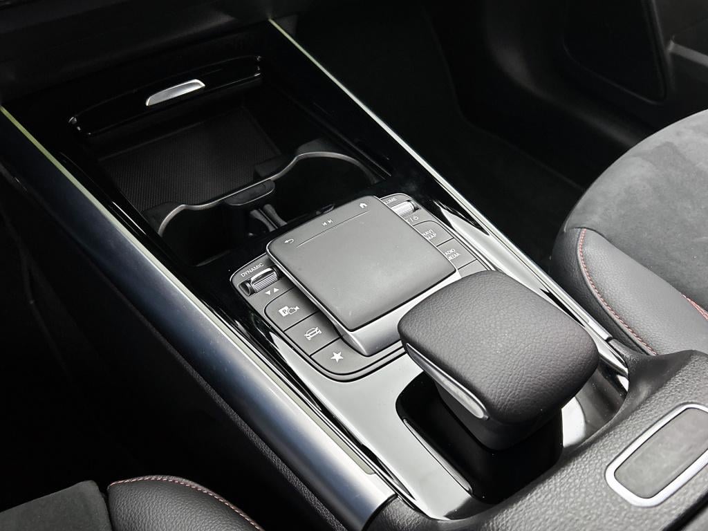 Mercedes-Benz B-Klasse 250 e amg line | amg line | stoelverwarming | adapti