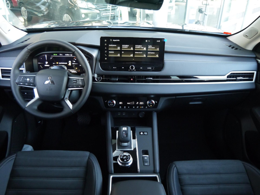 Mitsubishi Outlander 2.4 phev intense