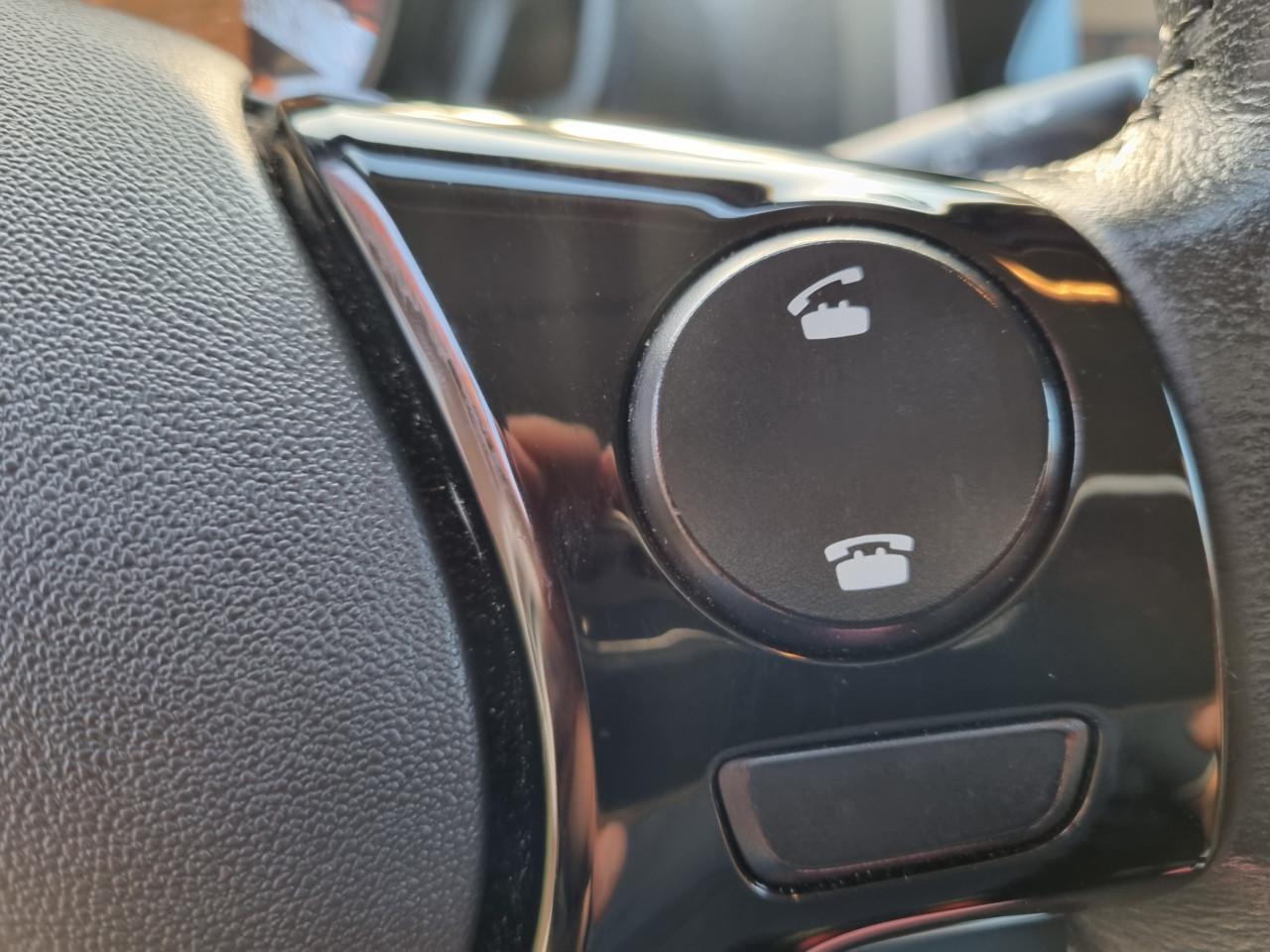 Zuinige TOYOTA AYGO 1.0 5drs. X-PLAY 2015 / NL AUTO / NAP 97.471 km !