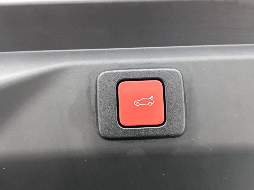 Peugeot 3008 hybrid 145 pk automaat gt | elektrische acherklep | adaptive c