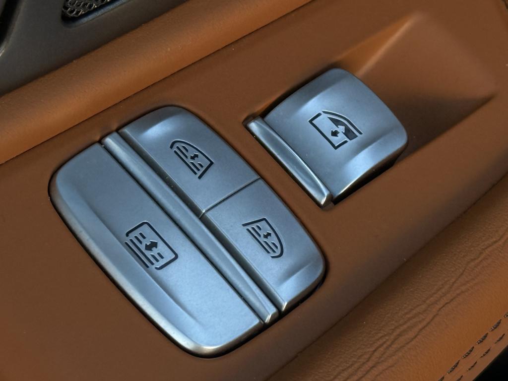 BMW 7 Serie 740i high executive | harman kardon | schuif/kanteldak | soft c