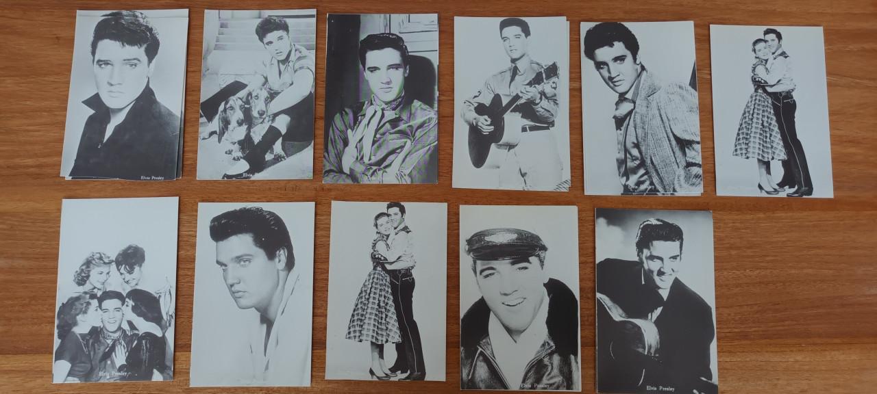 Elvis Presley fotokaarten en een grote sticker