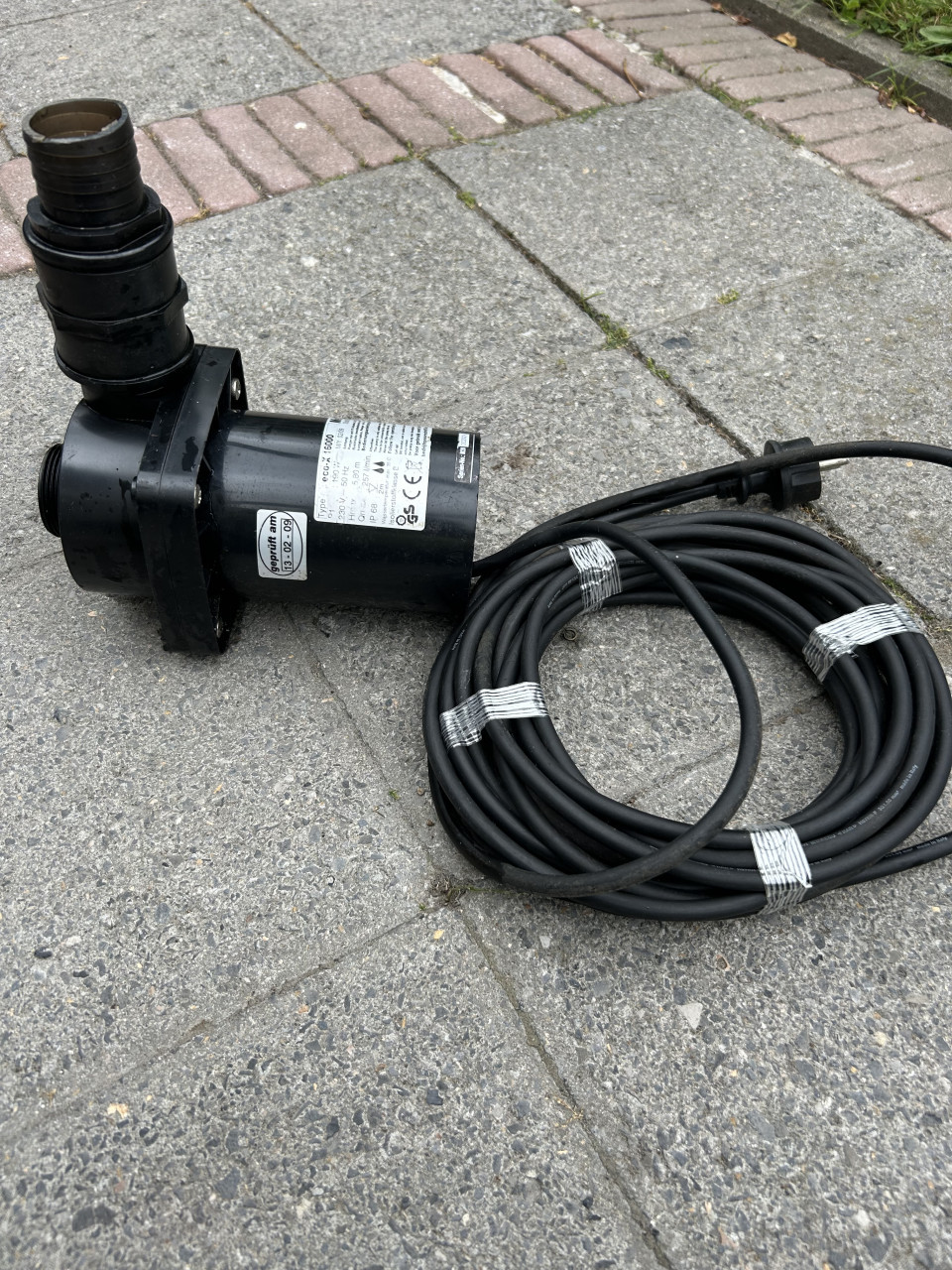 Te koop Messner eco x 16000 sterke en zuinige Vijverpomp en 16000 lpu