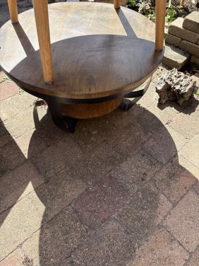 Gratis 2 salontafels en fauteuil