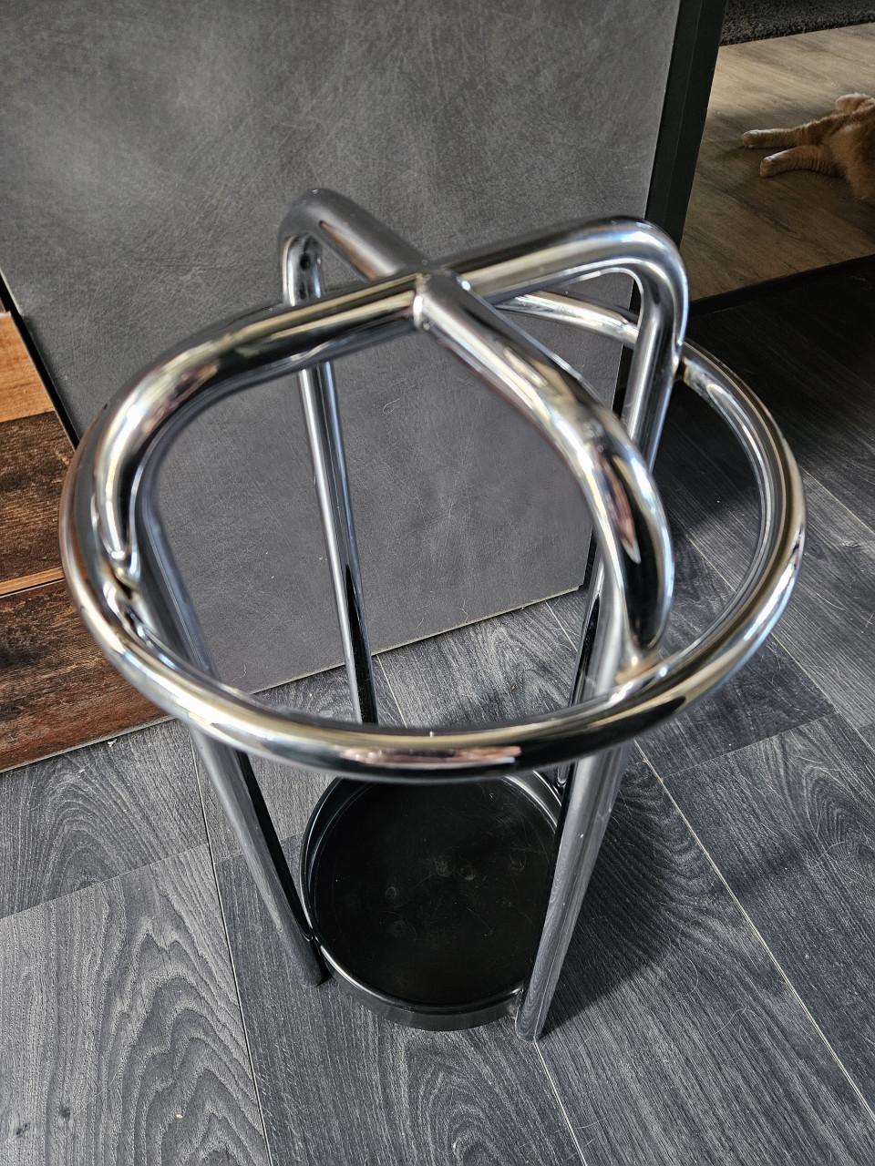 Design paraplubak Gispen, chroom, zo goed als nieuw