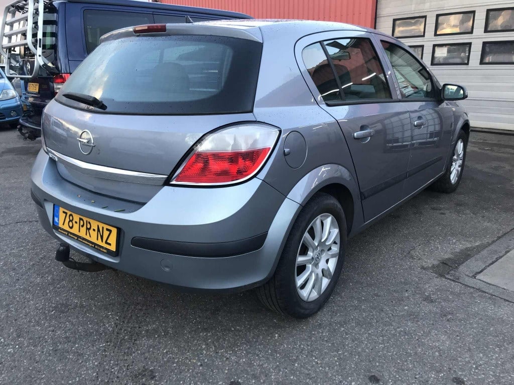 Opel Astra 1.4 enjoy