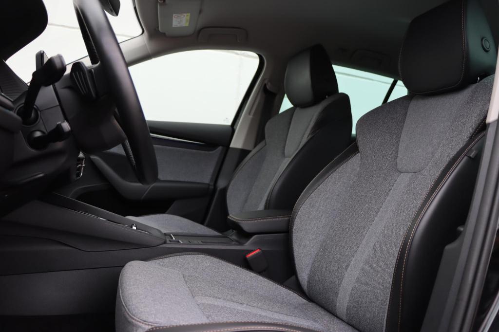 Skoda Octavia combi 1.5 tsi mhev first edition 115pk dsg7