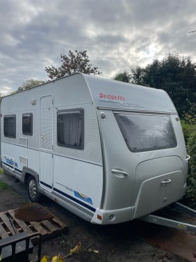 Dethleff EF2   460 mtr bouwjaar 2000