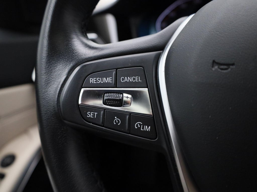 BMW 3-serie touring 318i business edition plus | automaat | lmv | panorama 