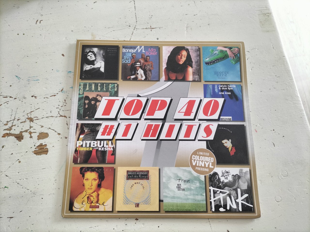 Twee LP's: Top 40 hits en kerst
