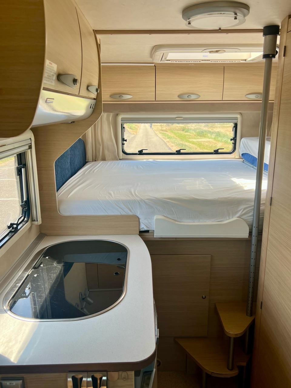 Te koop camper Adria Coral Compact