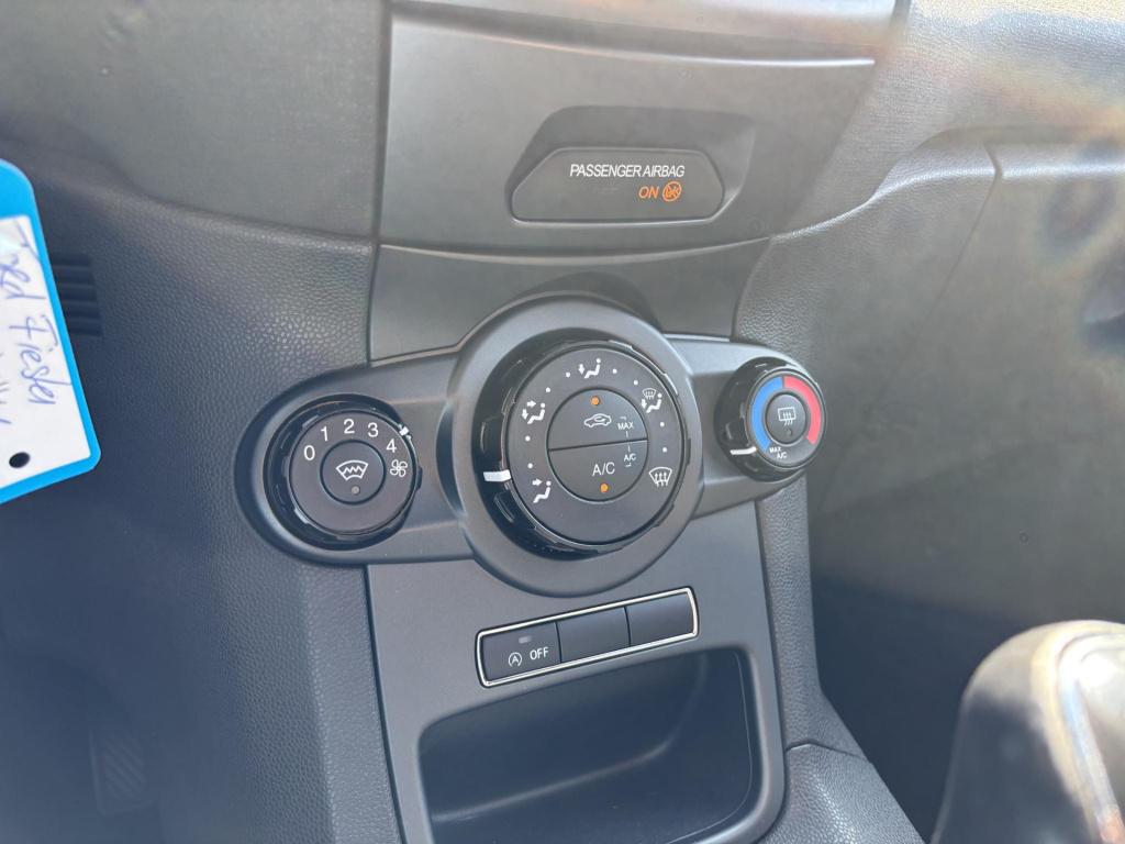 Ford Fiesta 1.0 style