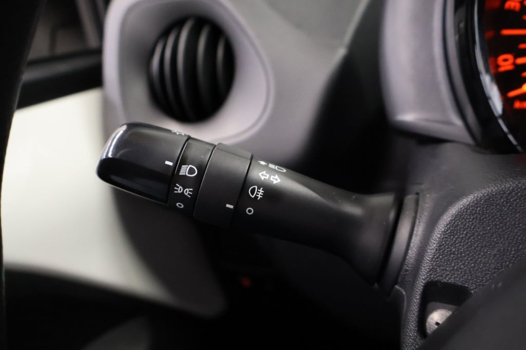 Toyota Aygo 1.0 vvt-i x-fun