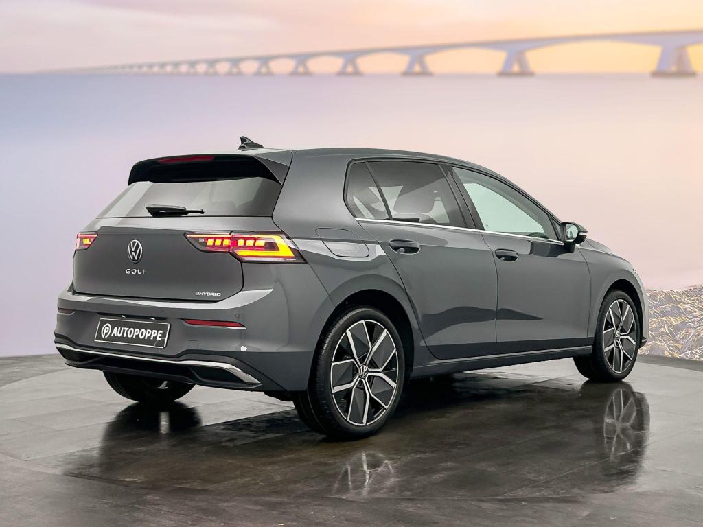 Volkswagen Golf style edition plug in hybride 204 pk