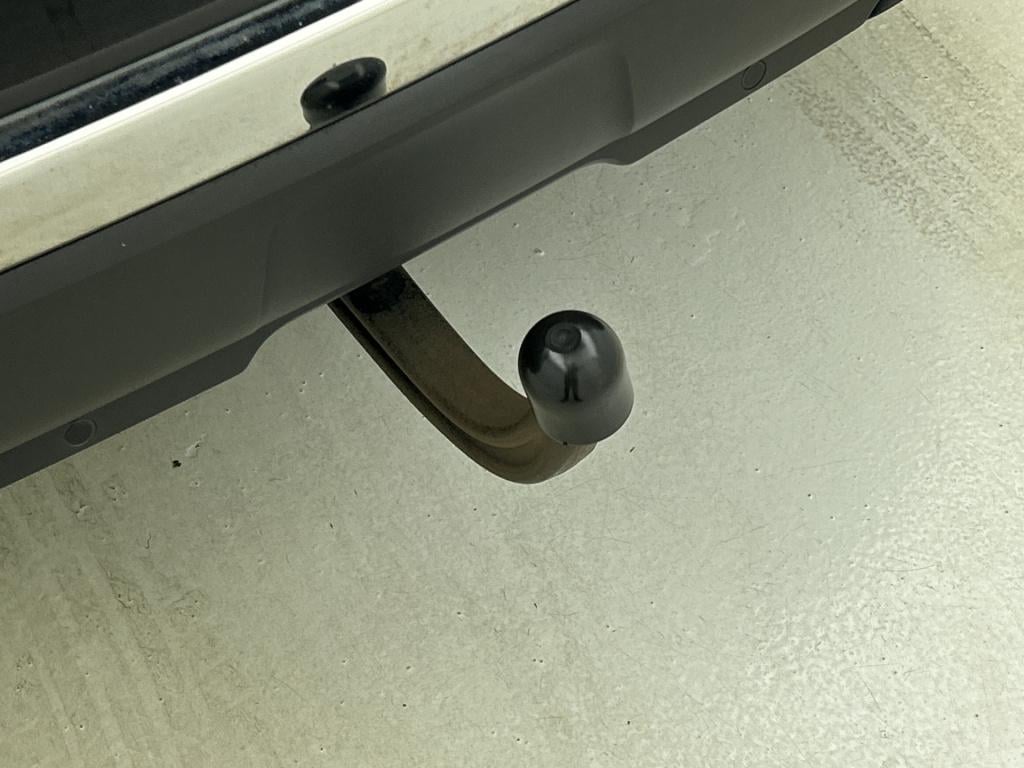 Peugeot 3008 130 pk blue lease allure | rijklaar | trekhaak | elektrische a