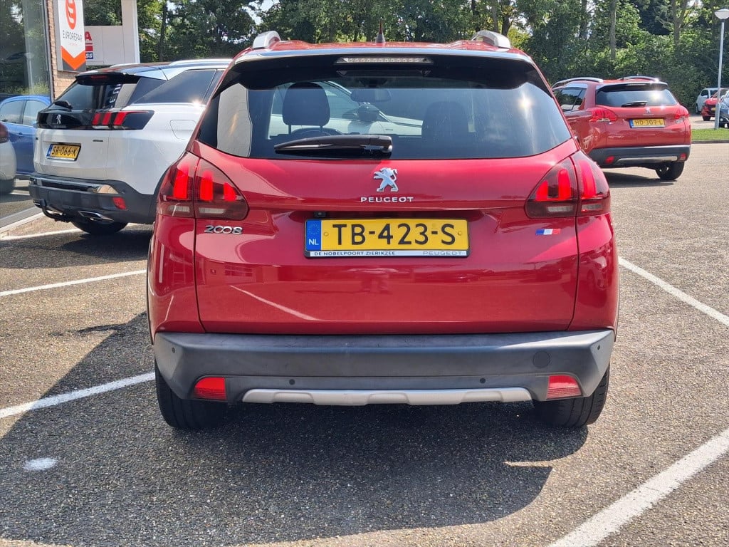 Peugeot 2008 1.2 pt 110pk allure eat6 automaat navigatie | achteruitrijcame