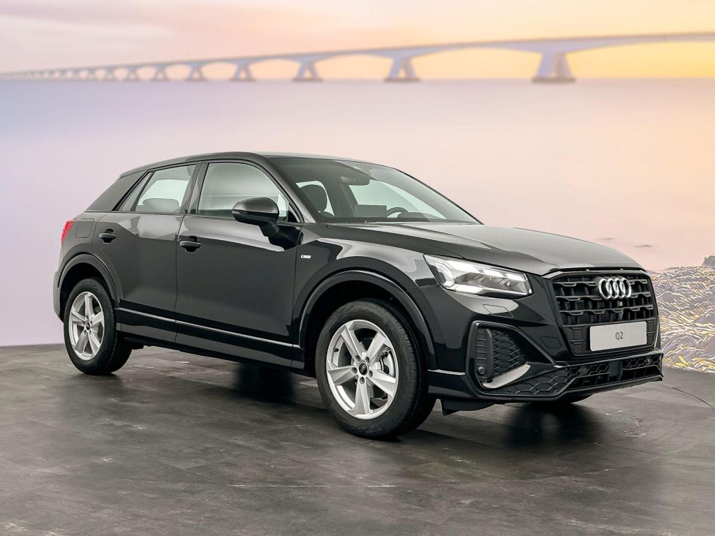 Audi Q2 s edition 35 tfsi 110 kw / 150 pk hatchback 7 vers