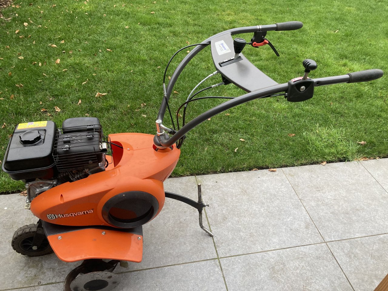 Tuinfrees Husqvarna TF 434 incl ploegset