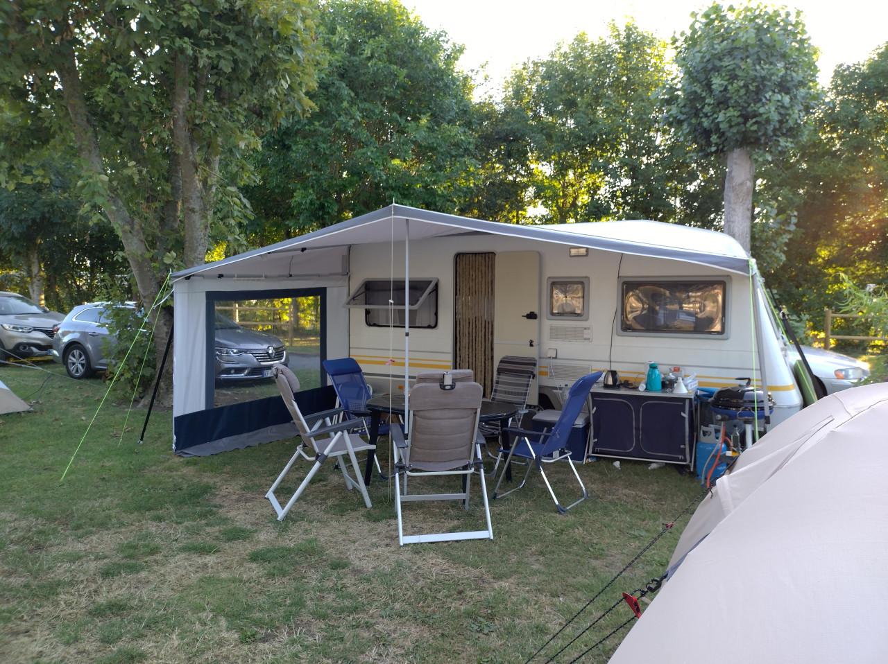 KNAUS SUDWIND KT450 met 5 slaapplaatsen